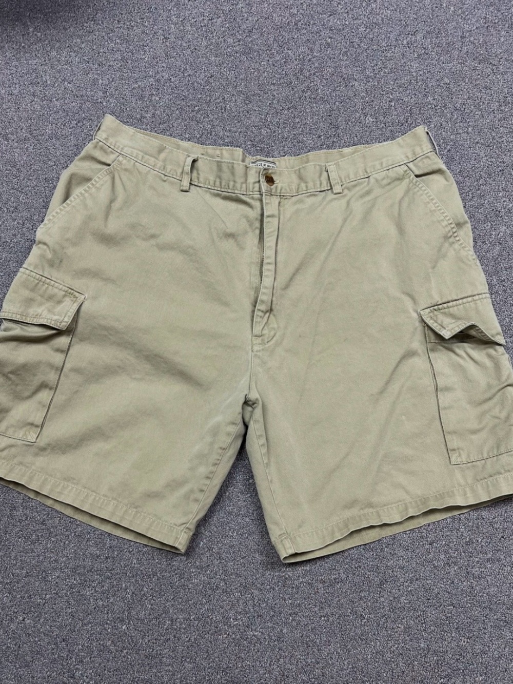 Bugle Boy Men's Cargo Shorts tan